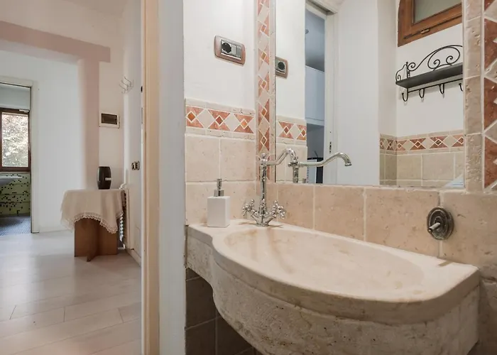 Siena-porta San Marco Elegant Apt W/garden&parking *