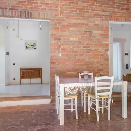 Siena-porta San Marco Elegant Apt W/garden&parking Апартаменти Сієна